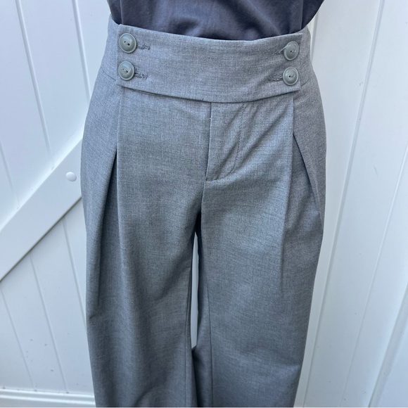 NWOT gray sailor pleated flare pants size 6L - Picture 9 of 14